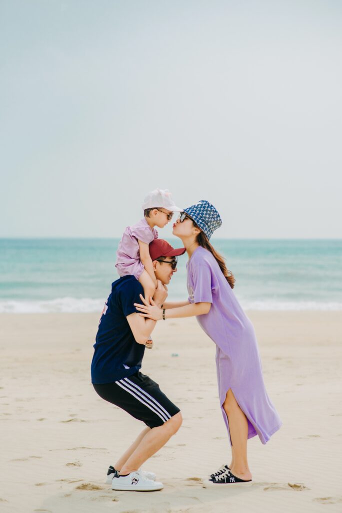 viajem familiar familia feliz